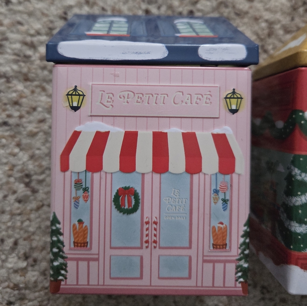 3 Candles From Barnes & Noble Paper Source - Picture 3 of 7